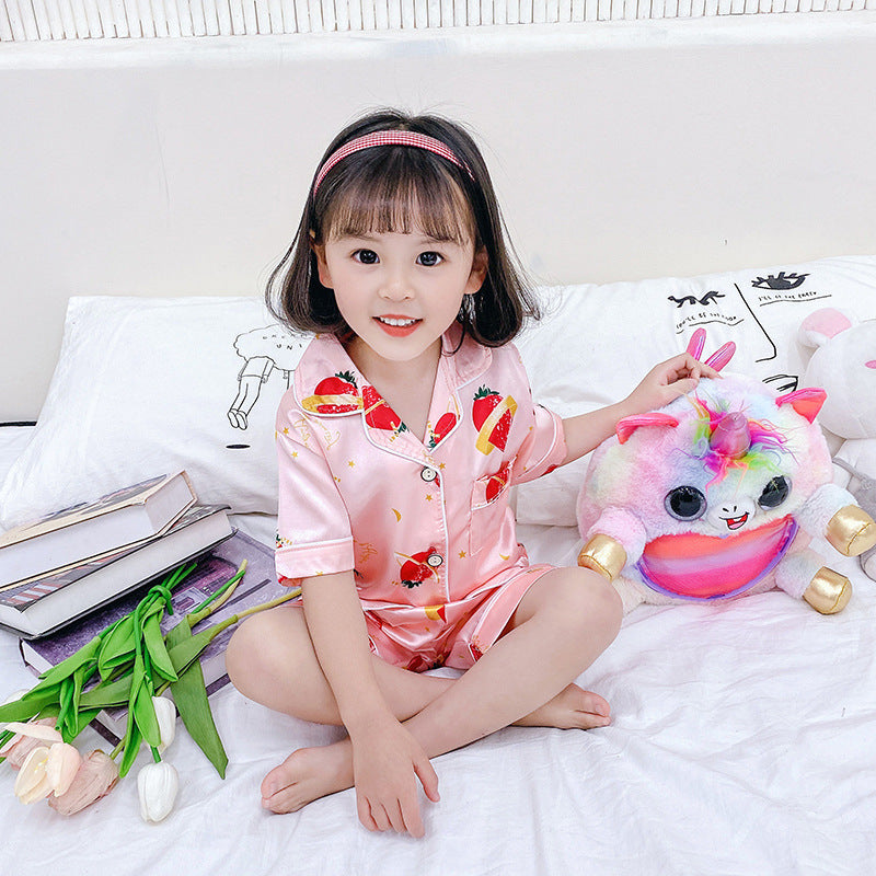 Ensemble de pyjama pour enfants en soie imprimée de dessin animé.bien lire les descriptions sur chaque article pour choisir la bonne grandeur.