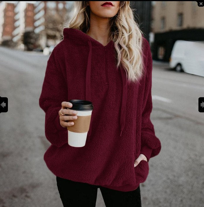 Pull à capuche à manches longues de couleur unie,chaud et confortable.