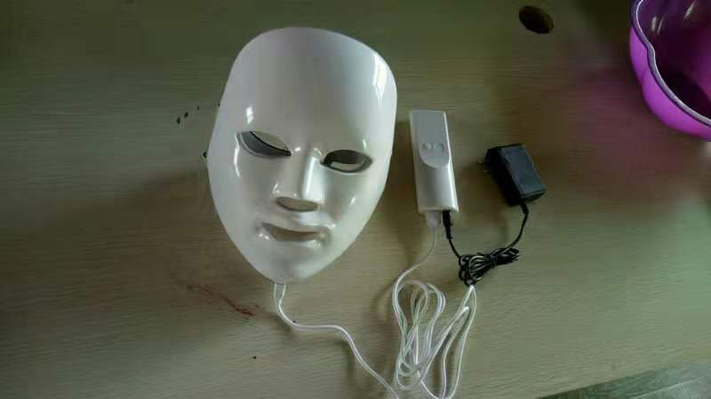 Instrument de rajeunissement de la peau à photons, masque LED coloré