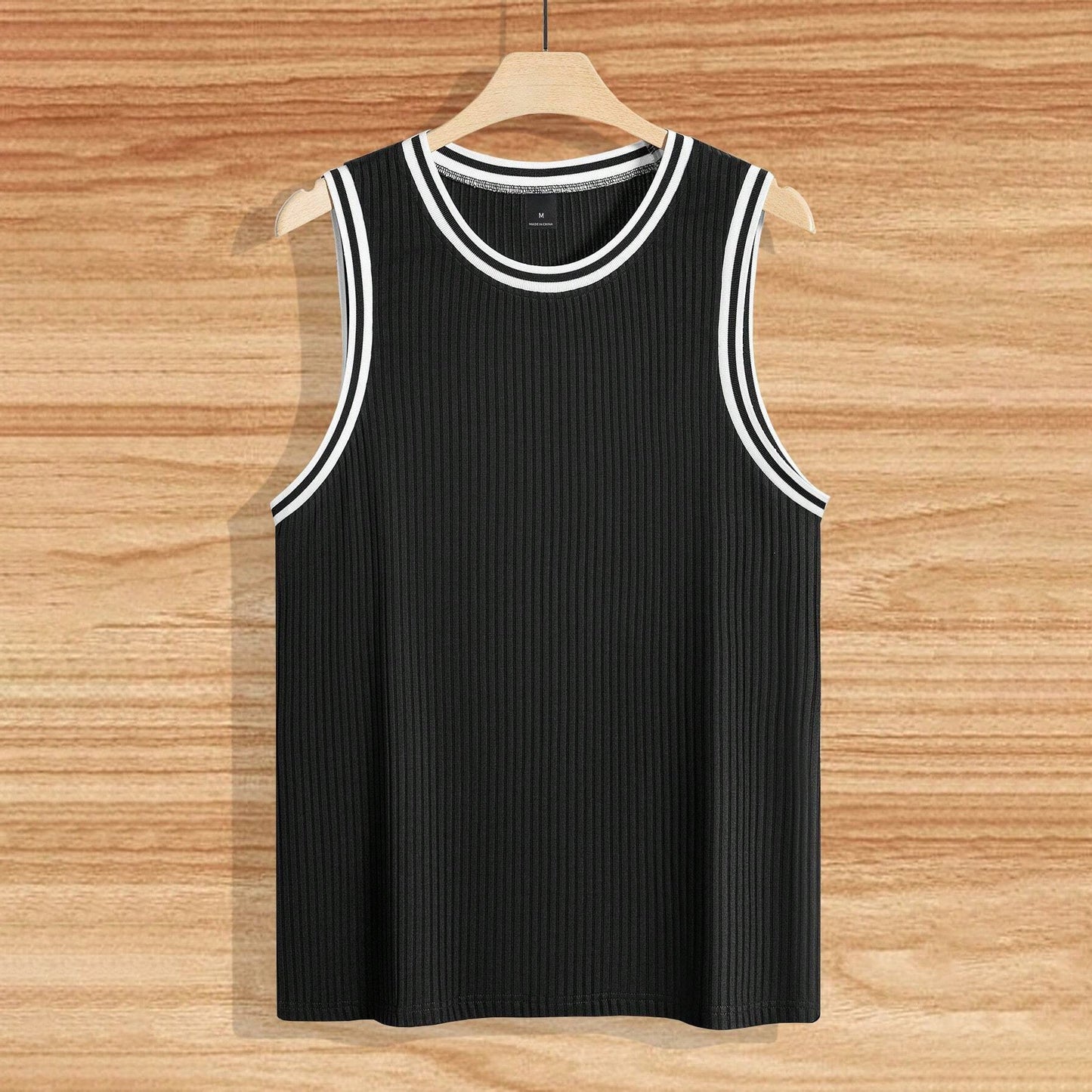 Gilet de sport ajusté en tricot à rayures verticales
