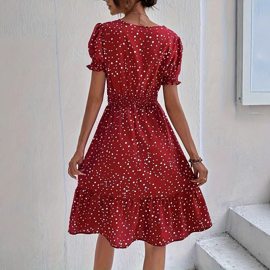 Robe décontractée à manches courtes et col croisé à pois