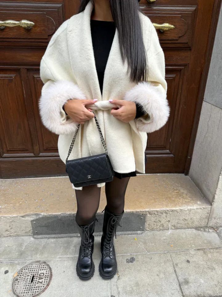 Manteau long à manches fourrées