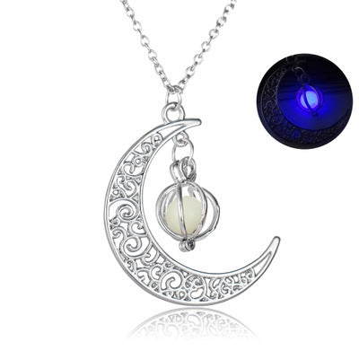 Collier pendentif lumineux en pierre naturelle brillante pour femme, bijou tendance, idéal comme cadeau ou pour vous offrir a vous-même.