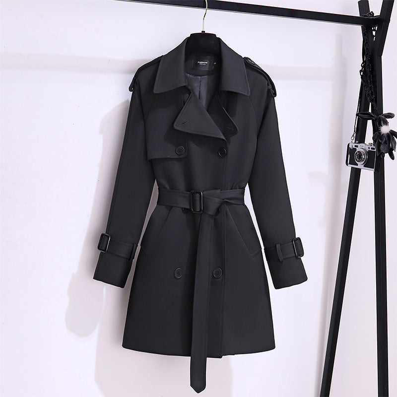 Manteau semi long tissu léger parfait pour automne.  Stylée très confortable.