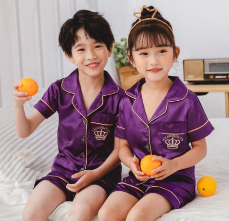Pyjamas pour enfants en soie.bien lire les descriptions sur chaque article pour choisir la bonne grandeur.