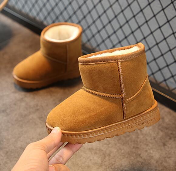 Botte pantoufles pour les mini doublé,  très chaude et cozy .