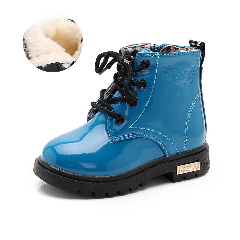 Chaussures d'hiver pour enfants en cuir PU imperméables Martin Boots Bottes de neige pour enfants. Confortable pour les petit pieds.