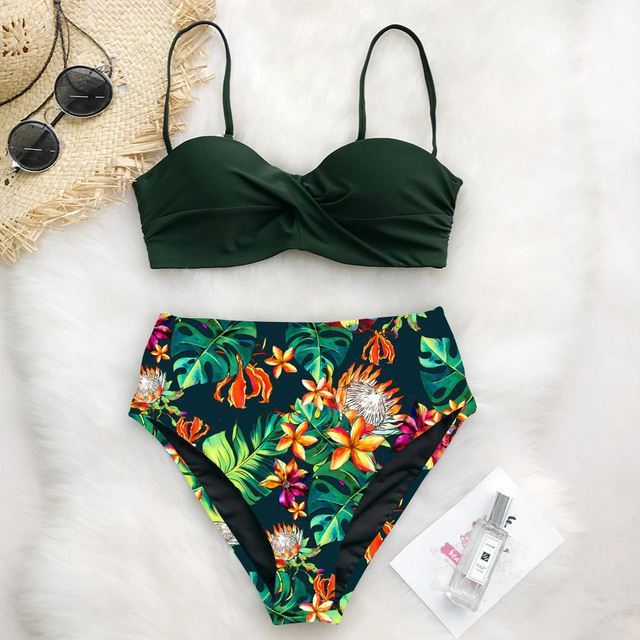 European And American Bikini Print Swimsuit