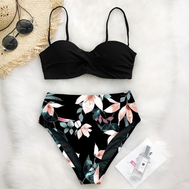 European And American Bikini Print Swimsuit
