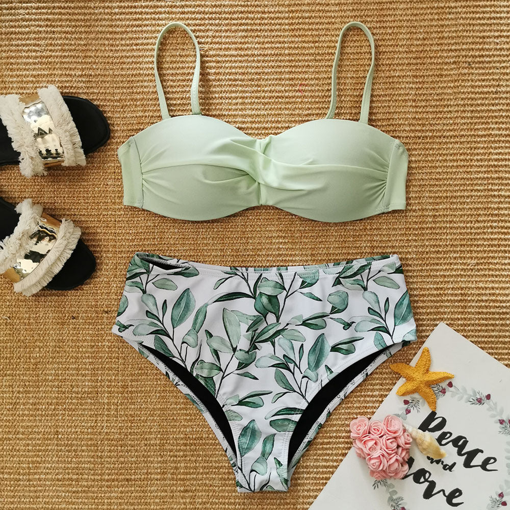 European And American Bikini Print Swimsuit