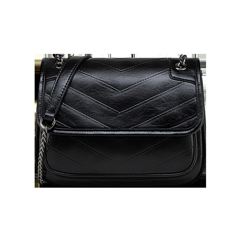 Sac à bandoulière en cuir pour femme très élégante.