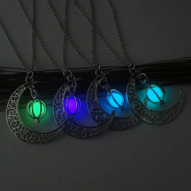 Collier pendentif lumineux en pierre naturelle brillante pour femme, bijou tendance, idéal comme cadeau ou pour vous offrir a vous-même.