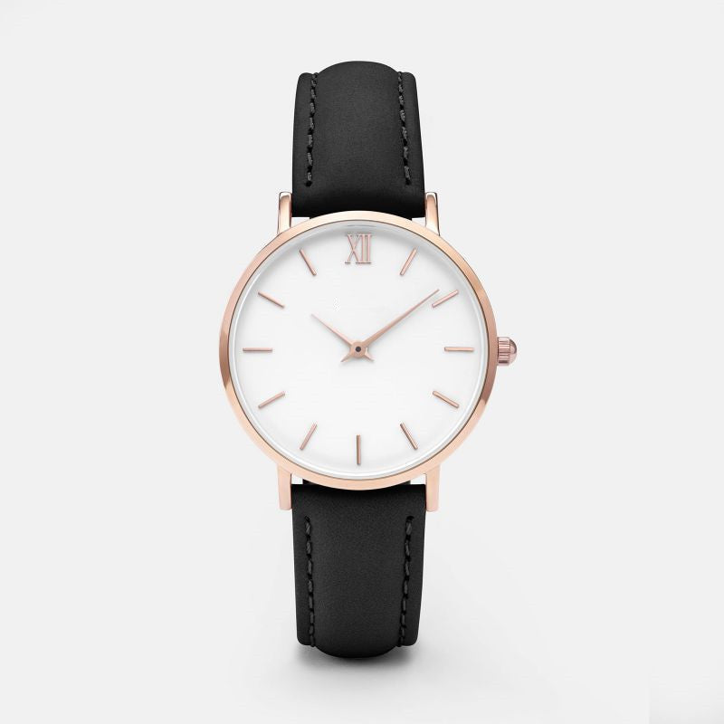 Belle petite montre avec style et tendance.