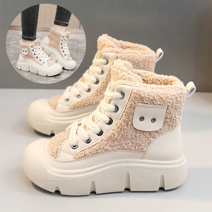 Chaussures plates montantes à lacets pour femmes, bottes de neige chaudes en cachemire pour l'hiver, tendance, mode . Soyez stylée et au chaud en même temps.