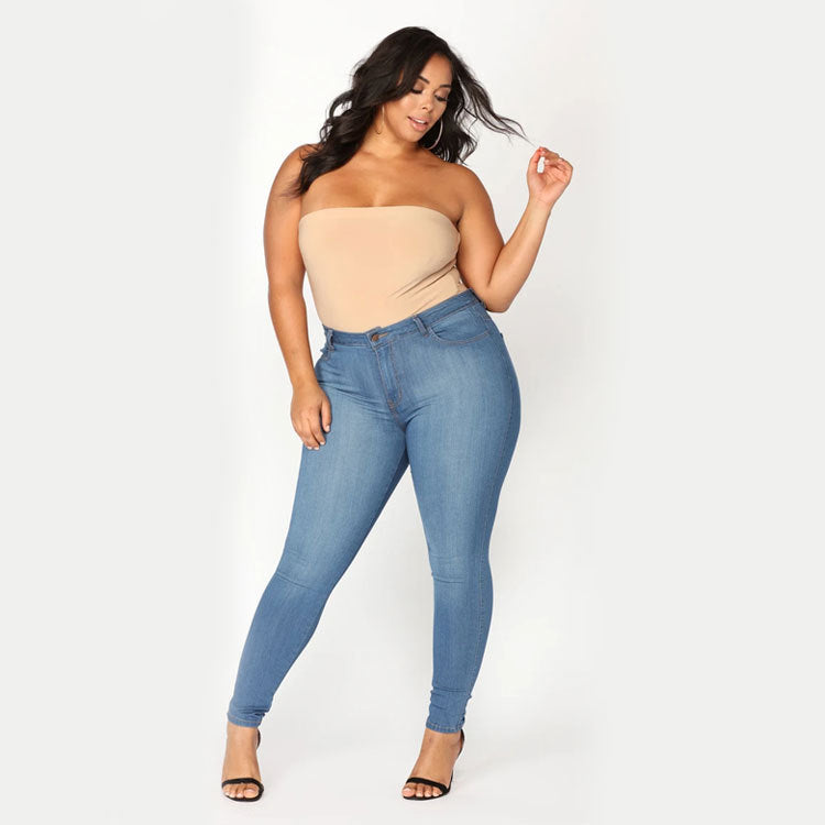 Pantalon skiny en denim élastique grande taille pour femme. Soyez confortable dans un jean aussi stylée madame.