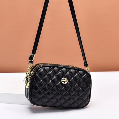 Petit sac chic en diamant style Chanel pour femme. Disponible plusieurs couleurs.