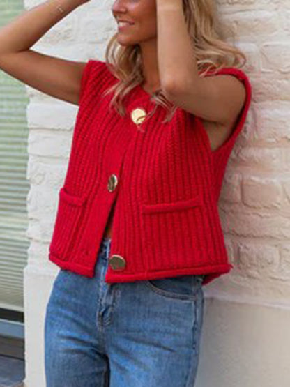 Beau cardigan rouge a bouton très stylée, mode tissu épais.