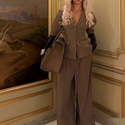 Un ensemble qui vous met en valeur les filles, le tissu confortable la qualité . Il est trop stylée mode fashion pour femme