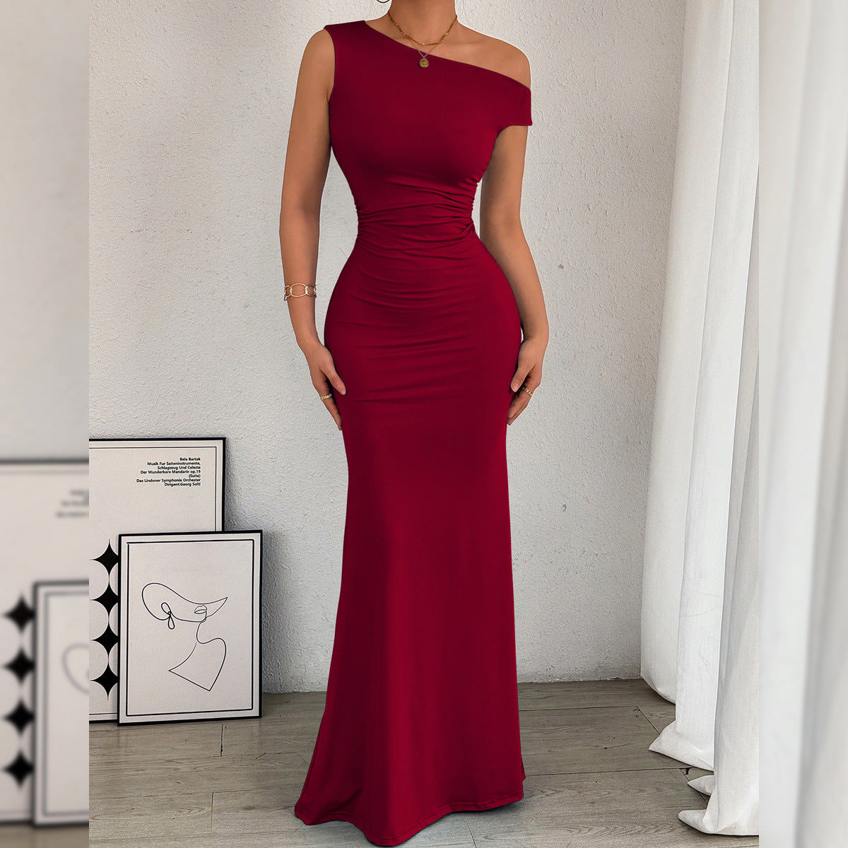Hot Off-the-shoulder Waist Pleated Sleeveless Sexy Dress
