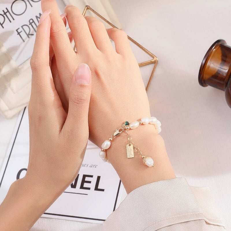 Magnifique bracelet avec perle et pierre , mode fashion pour femme