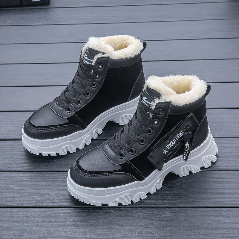 Bottines à plateforme assorties pour l'hiver, vous vouliez une bottines stylée et chaude . Confortable et doublé pour femme.