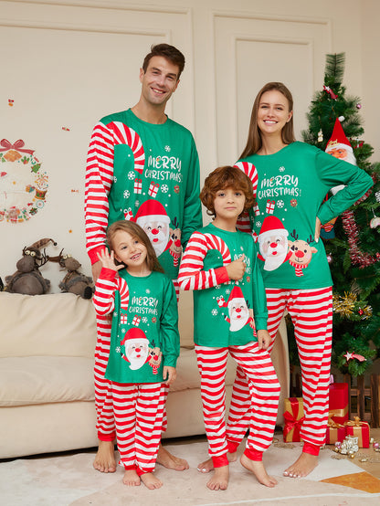Célébrer Noël avec votre pyjama pour toute la famille