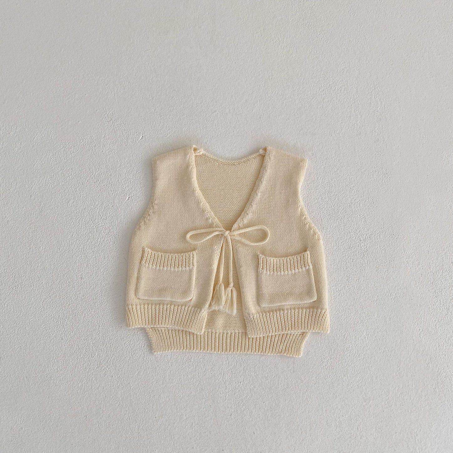 Nos cardigan pour vos tout petits très doux cozy .