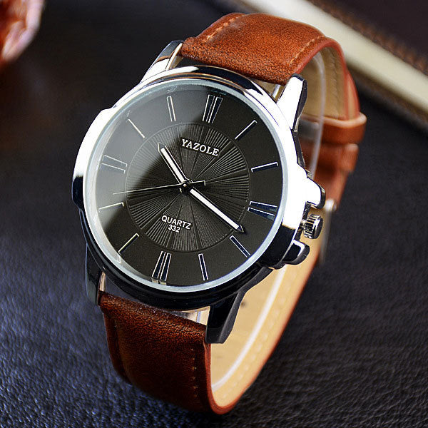 Montre pour homme style luxe . Tendance mode .