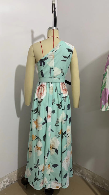 Robe  sans manches à épaules obliques et impression numérique pour femme