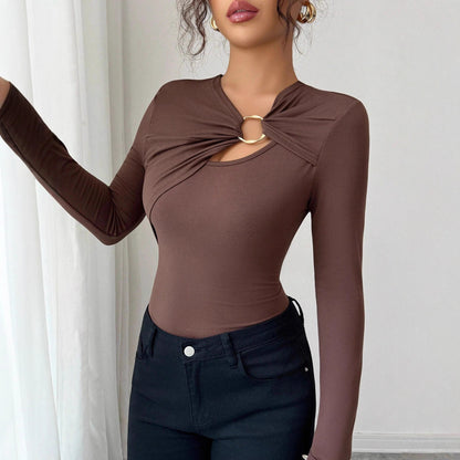 Haut slim asymétrique à bordure creuse en métal fashion tendance pour femme