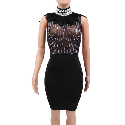 Super robe très sexy , d'une couleur uni noir avec les détails qui frôle la perfection. Lire la description pour choisir votre taille.