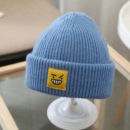 Tuque en tricot, Corée du Sud pour garder au chaud les petite oreilles de vos tout petits.