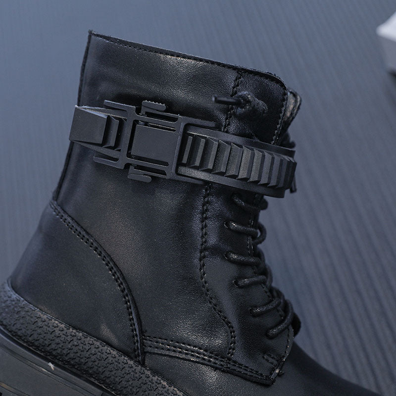 Bottes Martin pour enfants en cuir à bout rond, stylée pour l'automne. Confortable