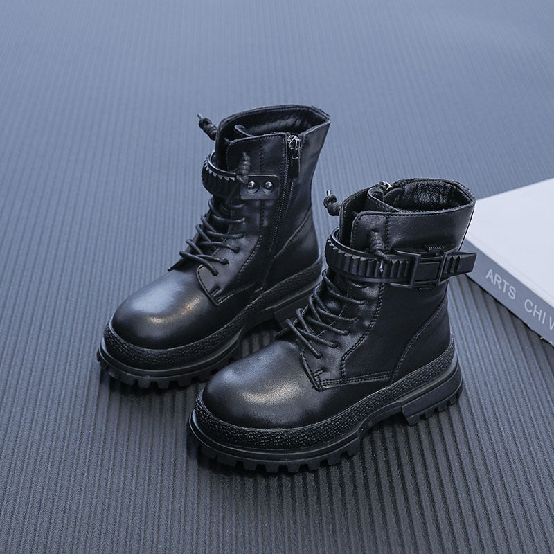 Bottes Martin pour enfants en cuir à bout rond, stylée pour l'automne. Confortable