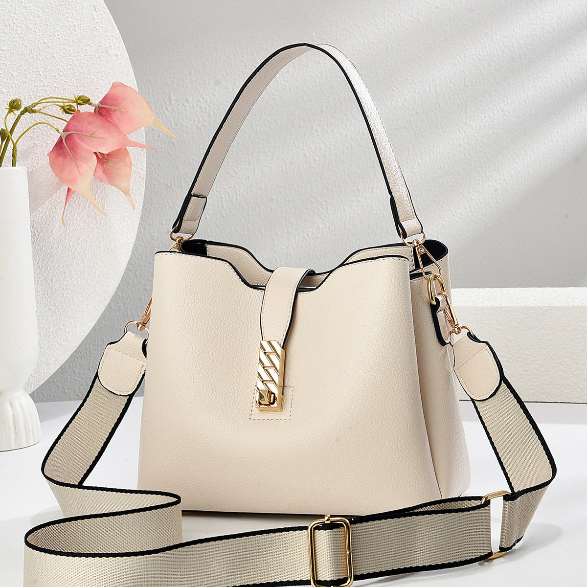 Sac seau à grande capacité pour femme – style tendance et original