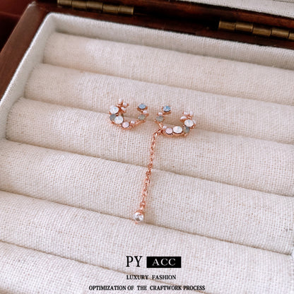 Notre boucle d'oreille si délicat et simple qui fais toute la différence.