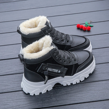 Bottines à plateforme assorties pour l'hiver, vous vouliez une bottines stylée et chaude . Confortable et doublé pour femme.