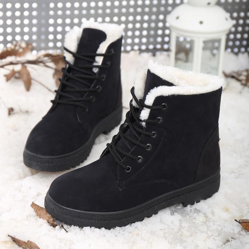 Bottes de neige d'hiver avec bottines en peluche chaudes pour femmes cute et cozy