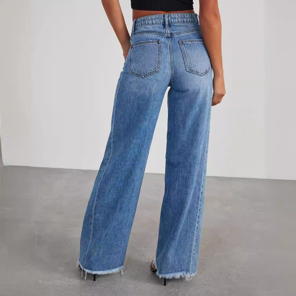 Jean ample à jambes larges pour femme avec coutures latérales et ourlet effiloché. Très beau jean pour vous mesdames
