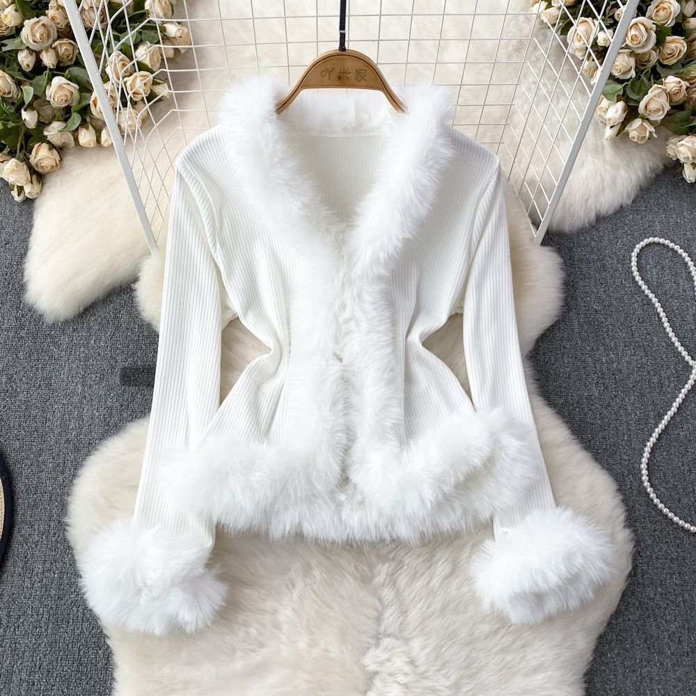 Pure Desire V-neck Stitching Bell Sleeve Slim Slimming And Simple Sweater