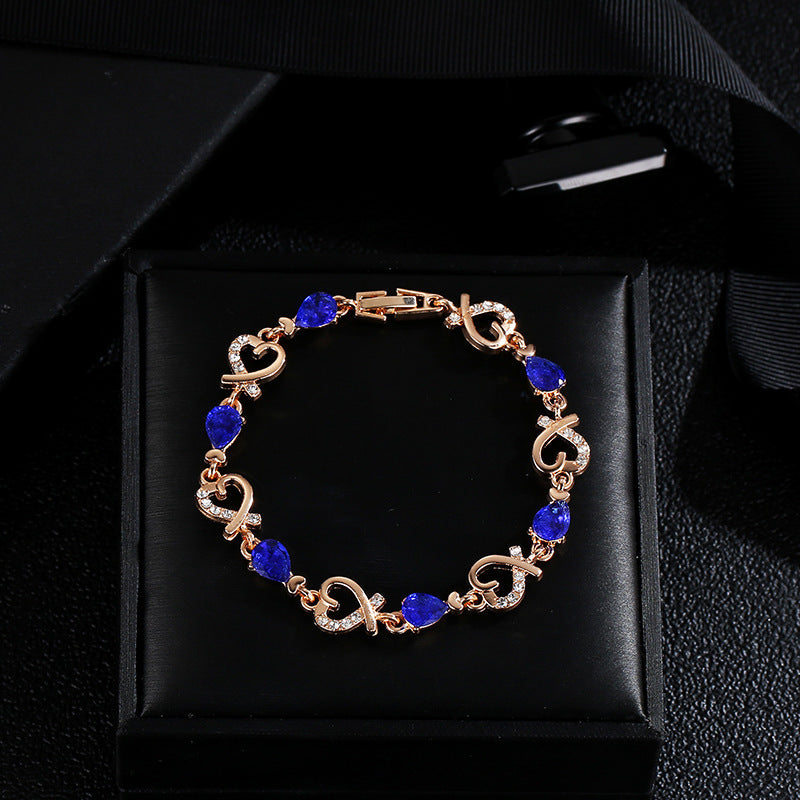 Bracelet d'amour creux avec strass, bracelet tendance en forme de cœur pour vos sortie chic
