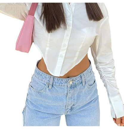 Pantalon en jean extensible avec ourlet déchiré et fentes pour femme. Confortable et stylée taille haute