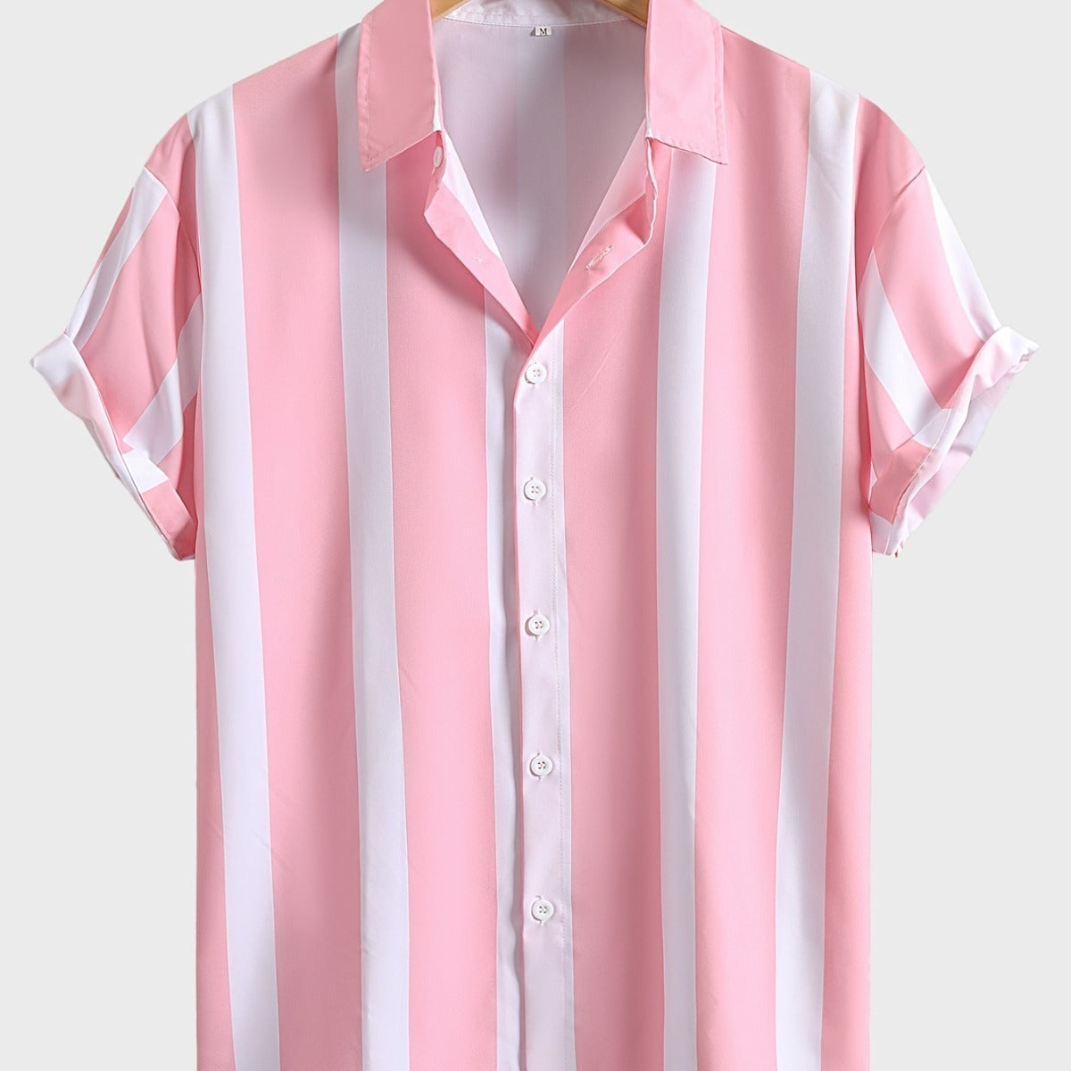 Chemise décontractée à manches courtes et revers pour la plage d'été