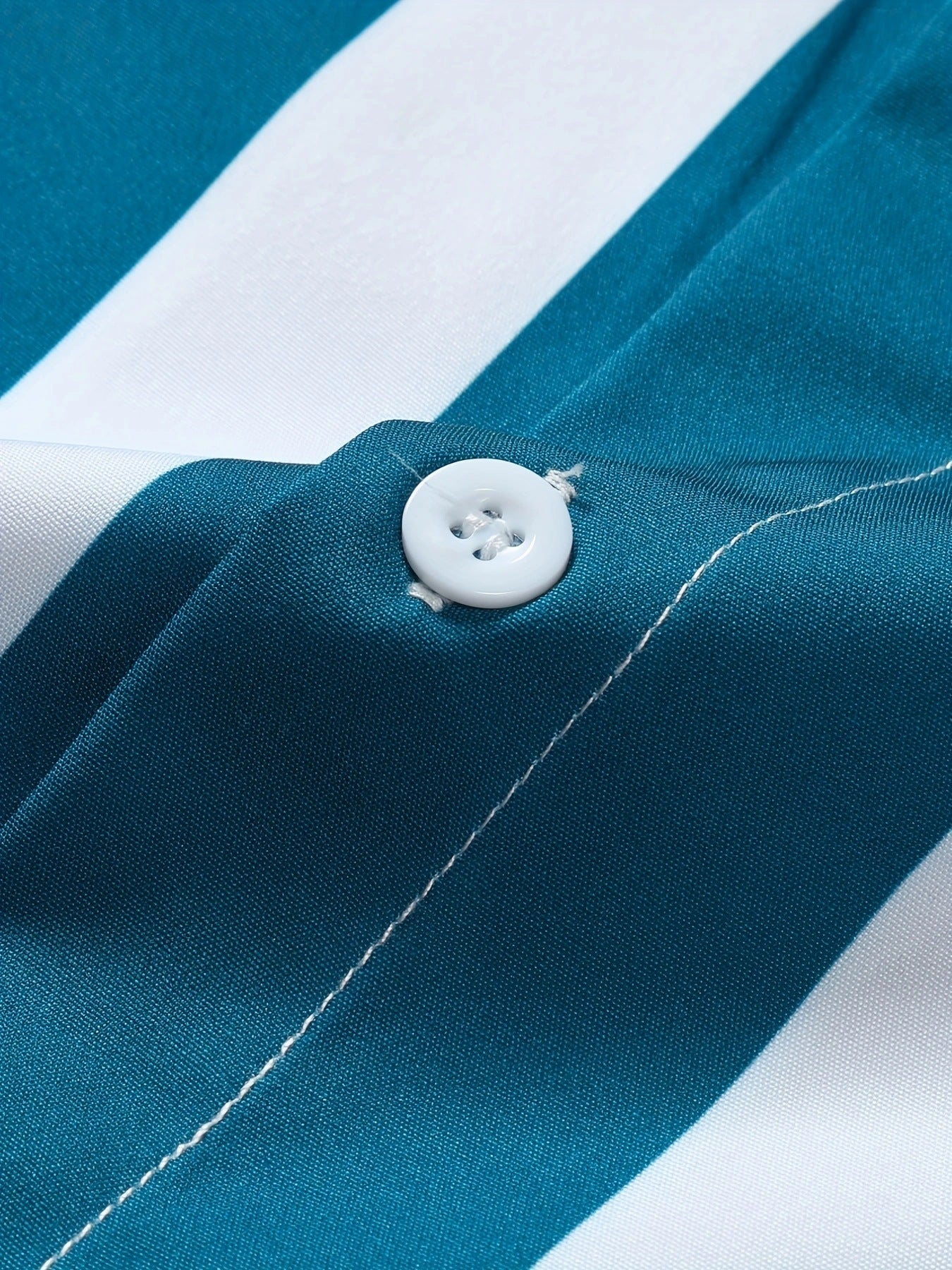 Chemise décontractée à manches courtes et revers pour la plage d'été