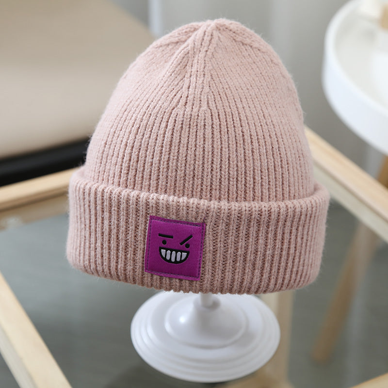 Tuque en tricot, Corée du Sud pour garder au chaud les petite oreilles de vos tout petits.