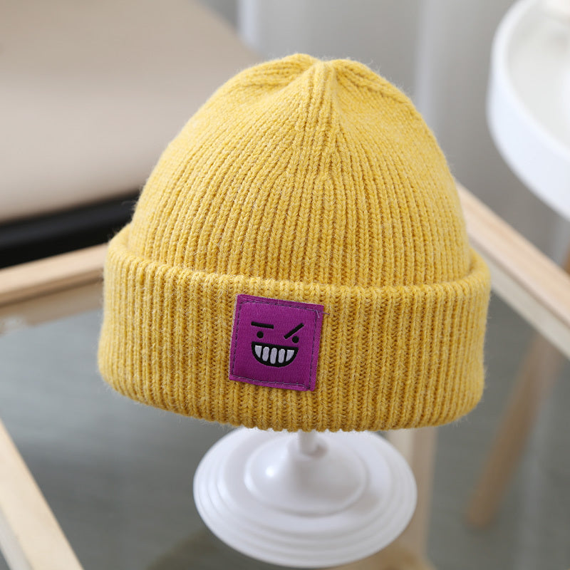 Tuque en tricot, Corée du Sud pour garder au chaud les petite oreilles de vos tout petits.
